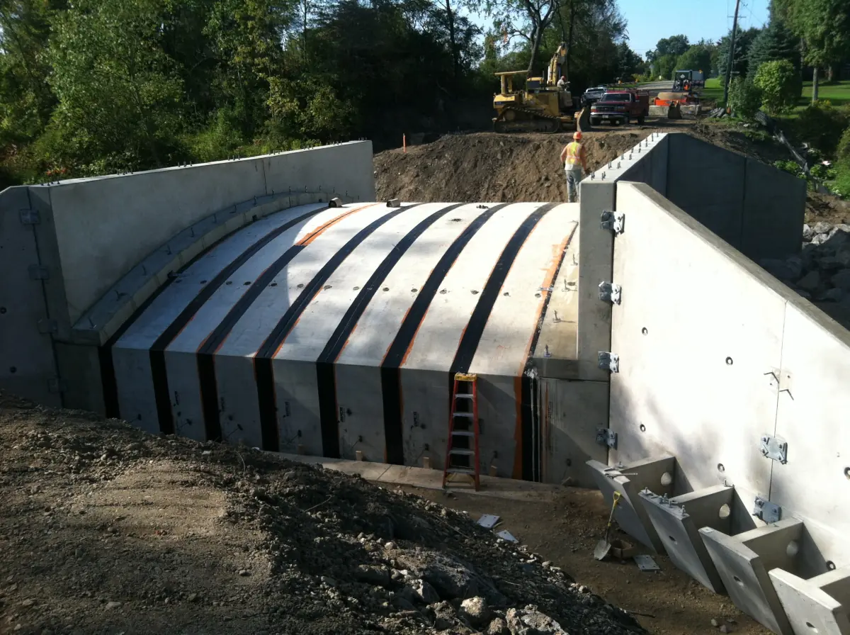 Img 1789 - Savage Road Arch